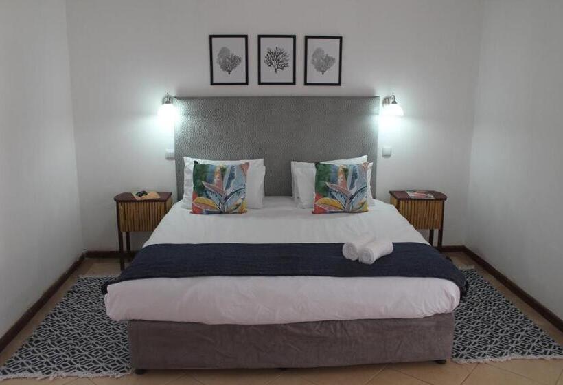 호스텔 Wharf Side Inn