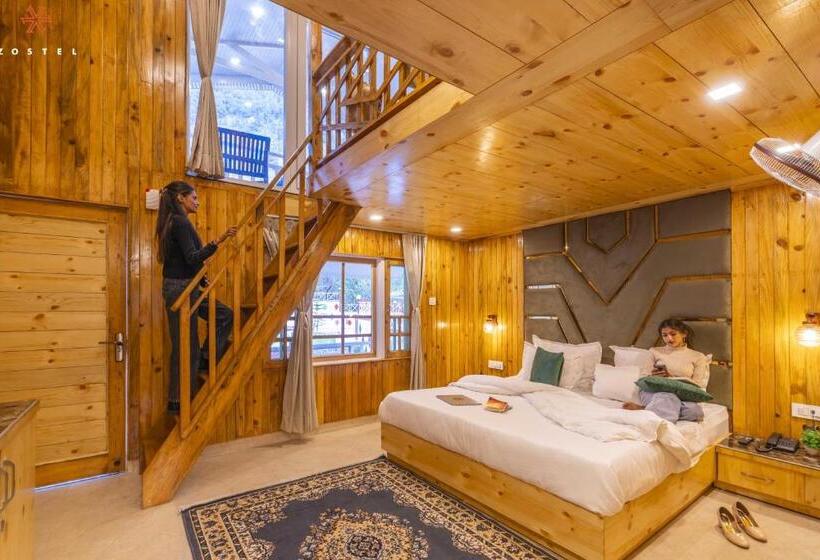 فندق صغير Zostel Plus Kareri