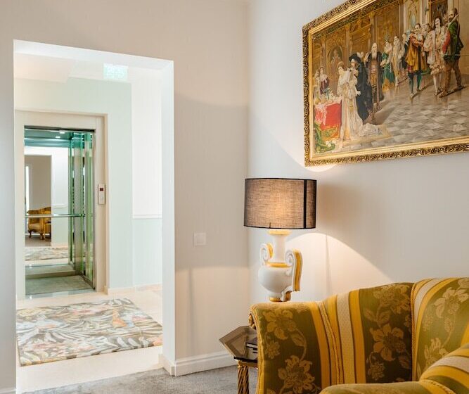 Ateneea Luxury Rooms