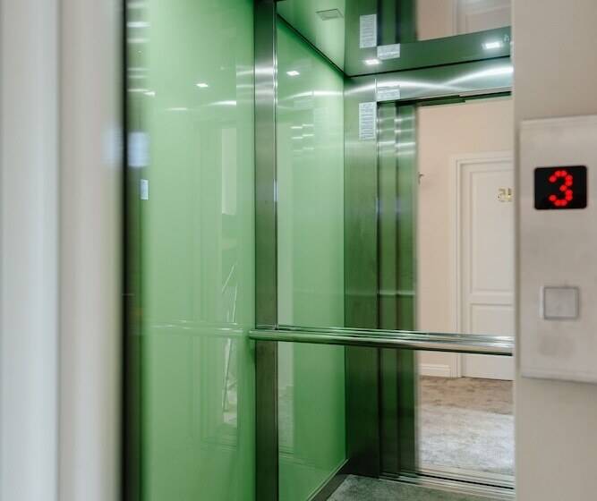 Ateneea Luxury Rooms