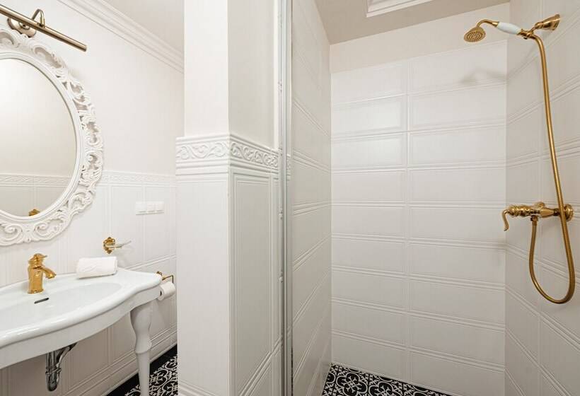 Ateneea Luxury Rooms