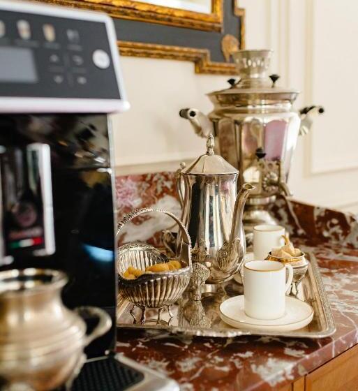 Ateneea Luxury Rooms