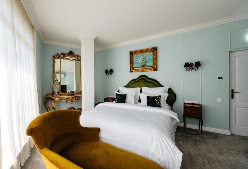 Ateneea Luxury Rooms