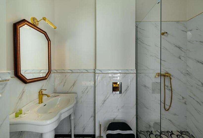 Ateneea Luxury Rooms