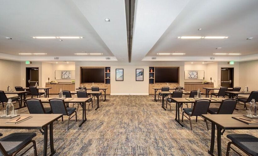 Ayres Hotel Rialto Fontana