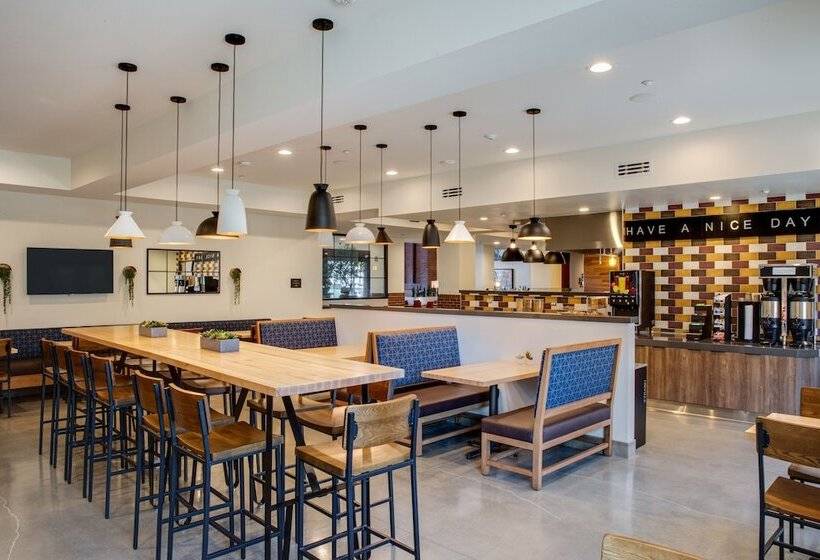 Ayres Hotel Rialto Fontana