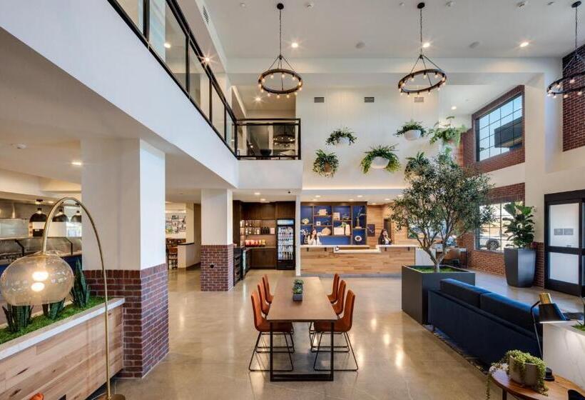 Ayres Hotel Rialto Fontana