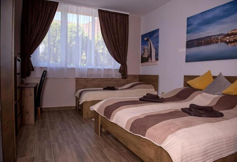 민박 Ehotel Esztergom