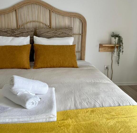 مبيت وإفطار Galagana Charm House