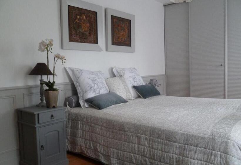 住宿加早餐  La Tonnelle Fleurie Chambres D Hôtes