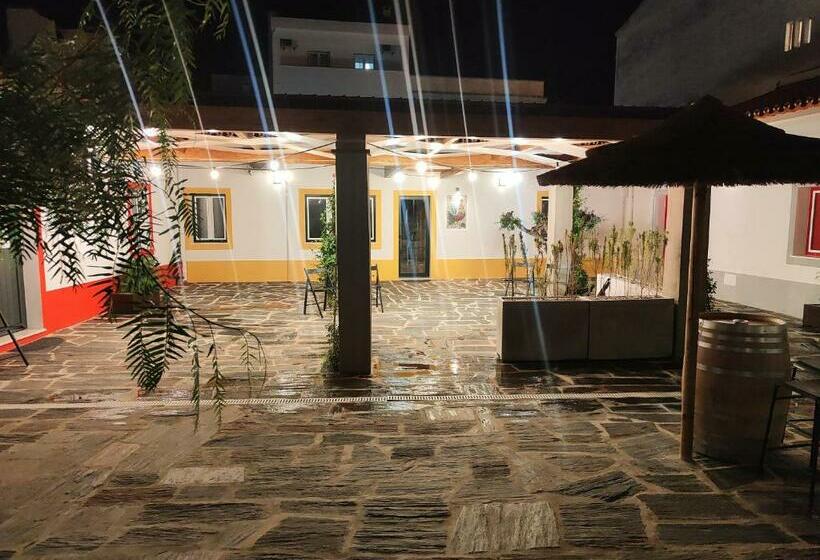 مبيت وإفطار Luxury Palm Suites