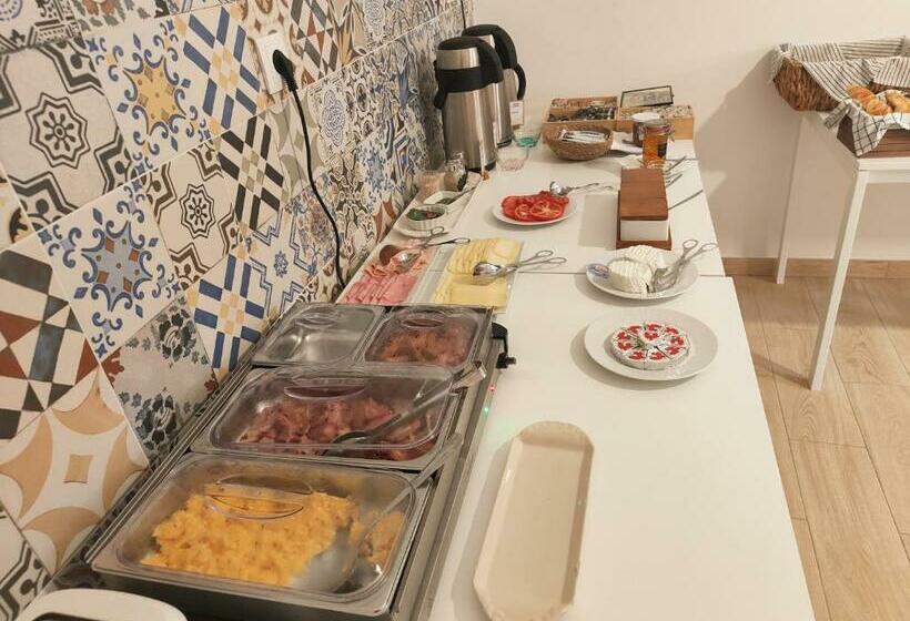 مبيت وإفطار Luxury Palm Suites