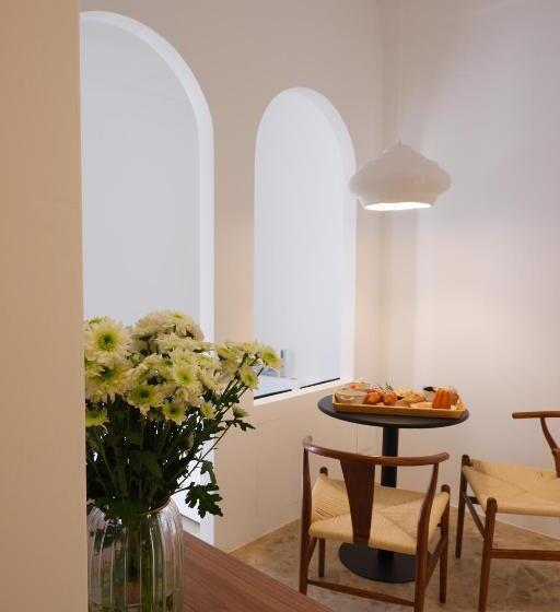 مبيت وإفطار Palazzo Camerlengo Suites Relax