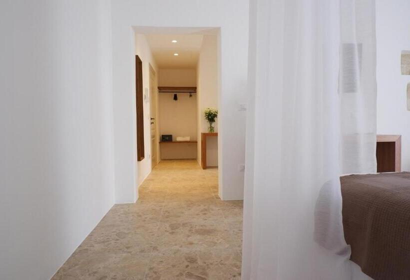 مبيت وإفطار Palazzo Camerlengo Suites Relax