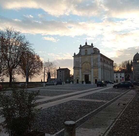 مبيت وإفطار Relais La Rocca Solferino