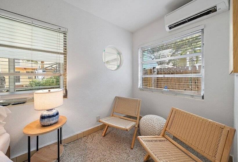 مبيت وإفطار The Lucerne