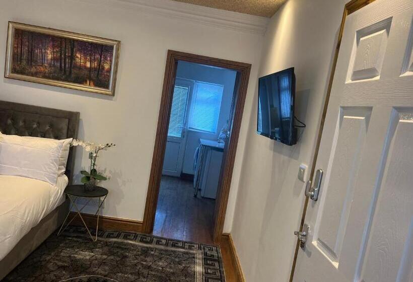 Bed and Breakfast Tj Homes