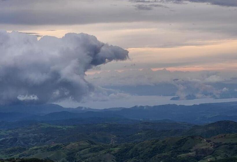 צימר Twin Palms Lodge