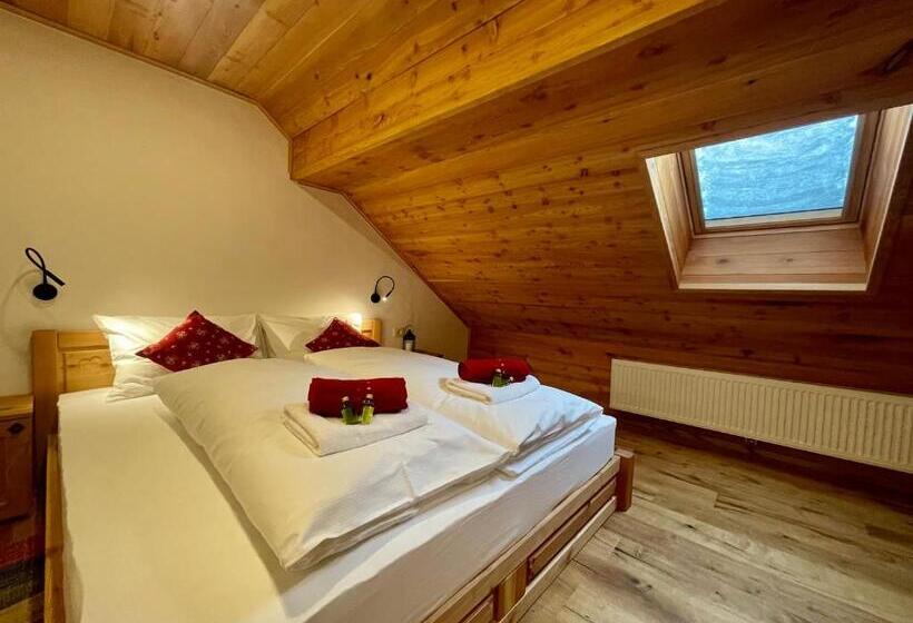 تختخواب و صبحانه šurc