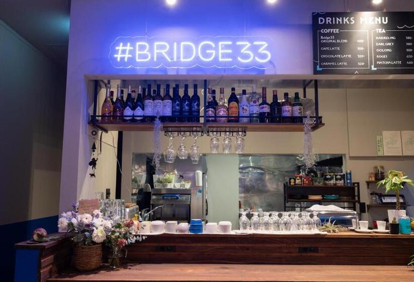 Bridge33 Cafe And Hostel