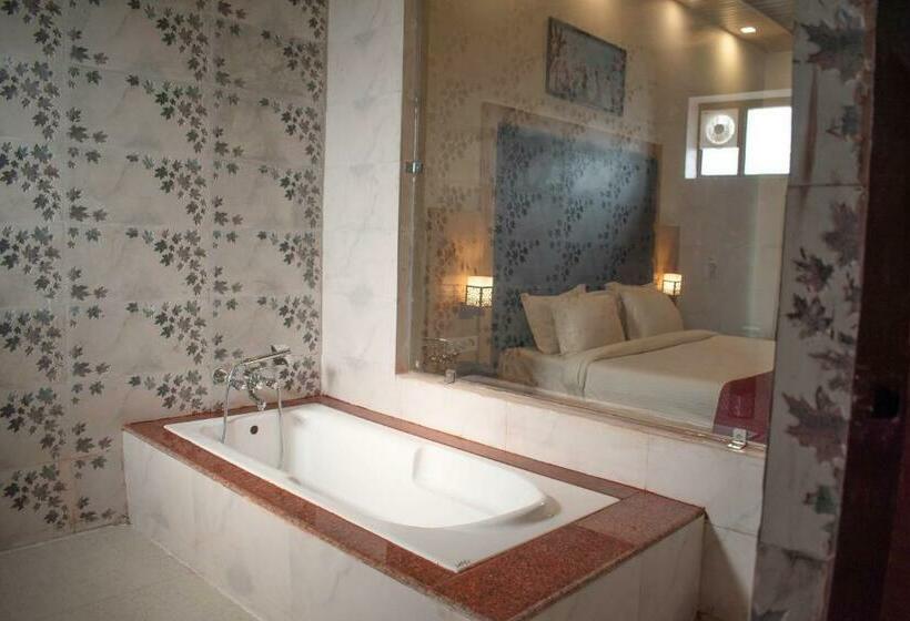 Green Retreat Resort