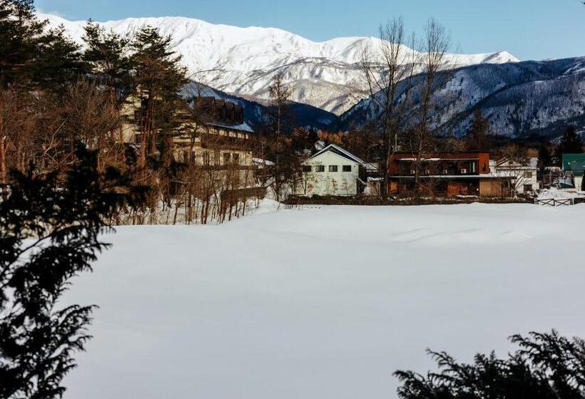Hakuba Log Hotel Meteor