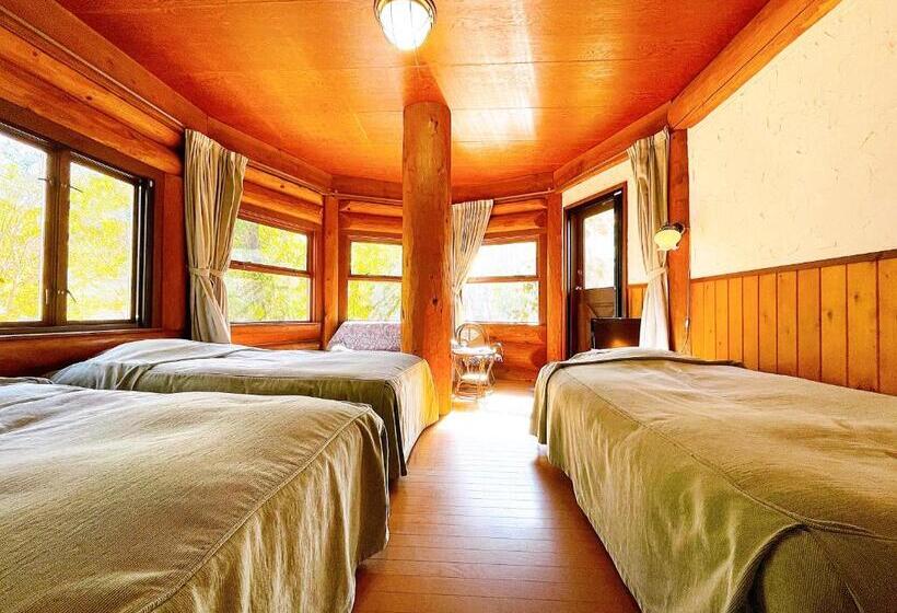 Hakuba Log Hotel Meteor