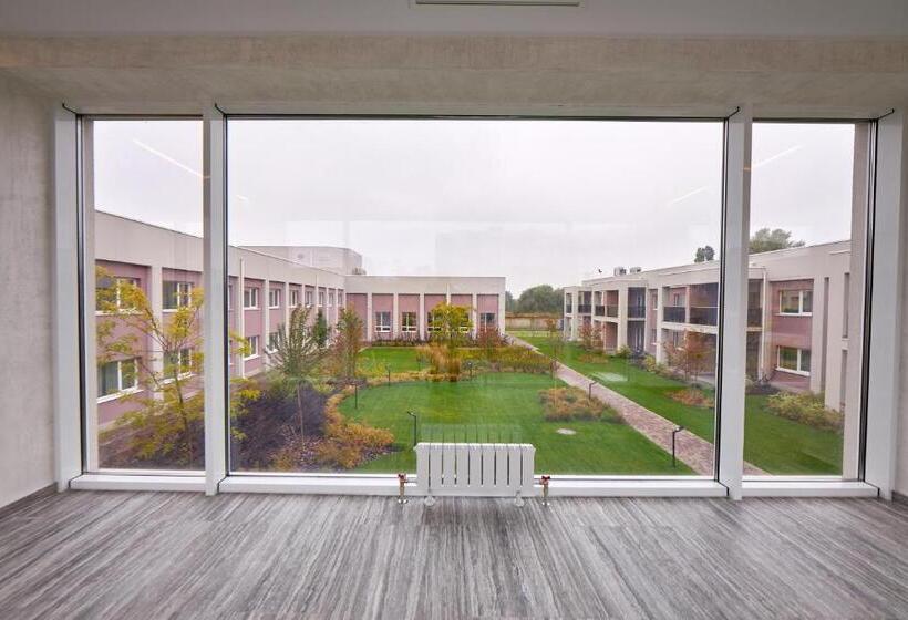 هتل спа готель поло медлайф