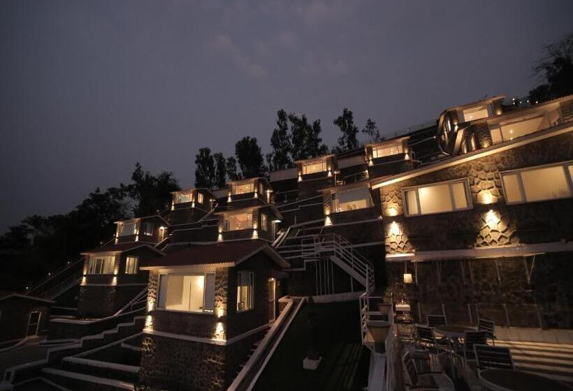 فندق 360 South, Khandala