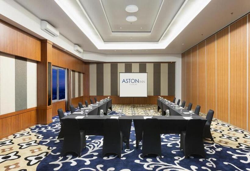 בית מלון כפרי Aston Inn Cilacap