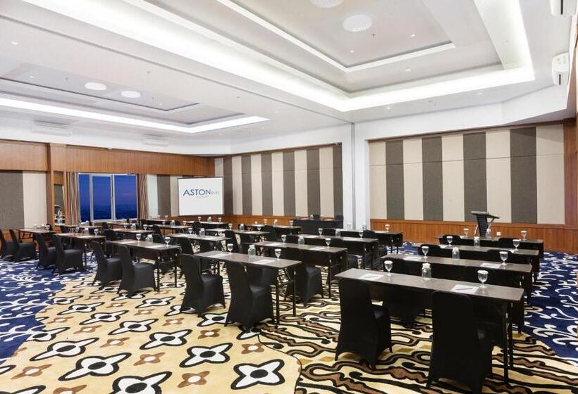 בית מלון כפרי Aston Inn Cilacap