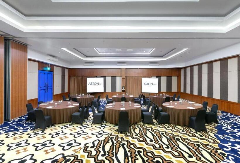 בית מלון כפרי Aston Inn Cilacap