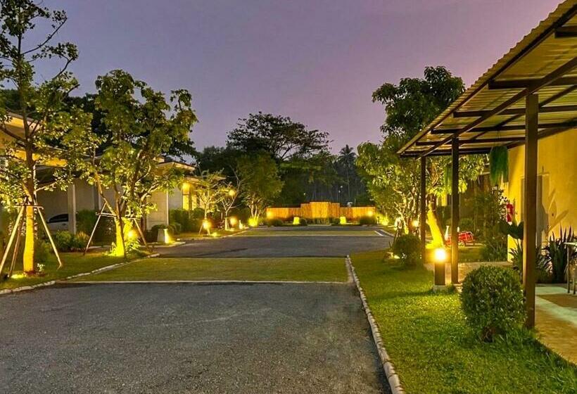 בית מלון כפרי Blue Moon Boutique Resort