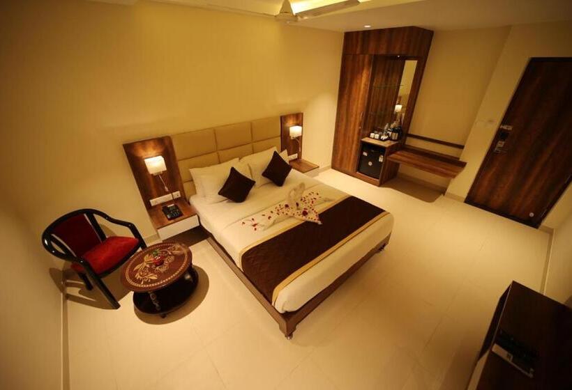 酒店 Chandra Residency