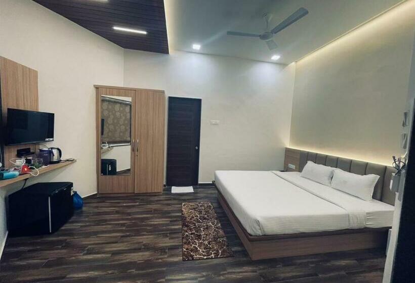 בית מלון כפרי D Green Village Resort