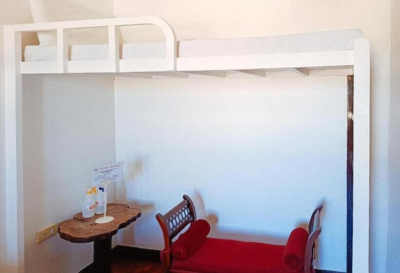 هتل Elinas And Restaurant