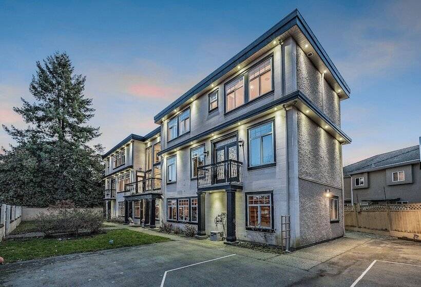 ホテル Empress Palace