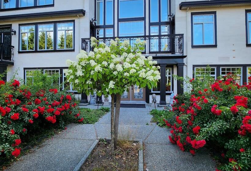 ホテル Empress Palace