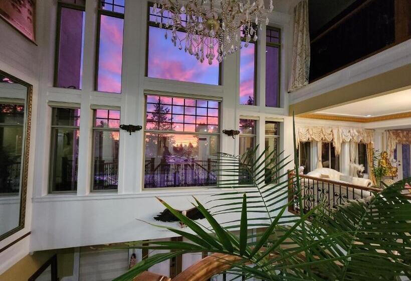 ホテル Empress Palace