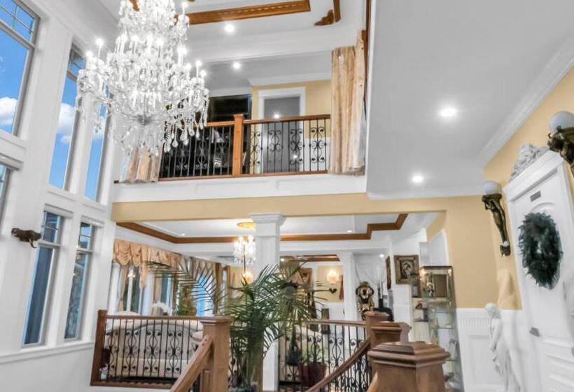 ホテル Empress Palace