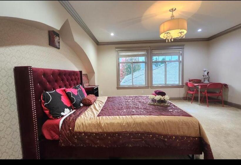 ホテル Empress Palace