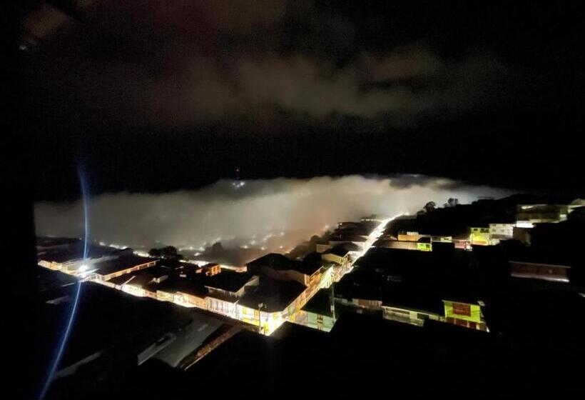 בית מלון כפרי Entre Brumas