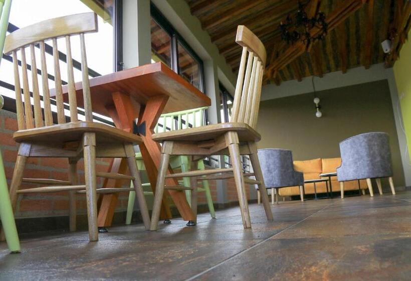 בית מלון כפרי Entre Brumas