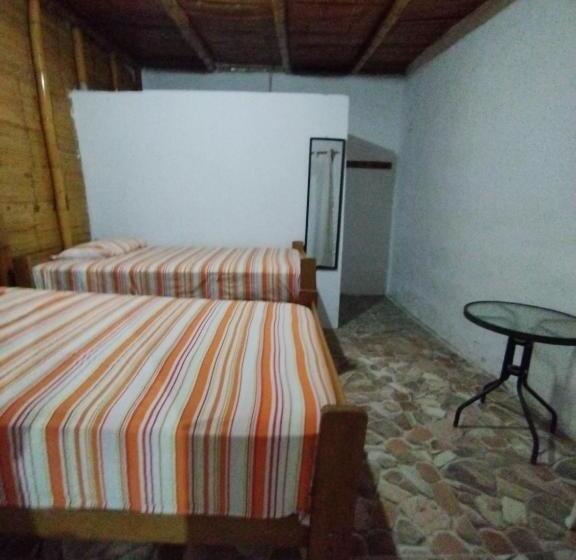 호텔 Hospedaje Sumarfe