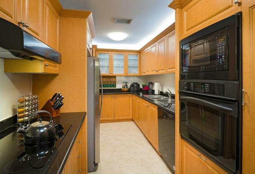 ホテル Huge Kahala Beach 2bd And 2ba With Kitchen Car & Parking