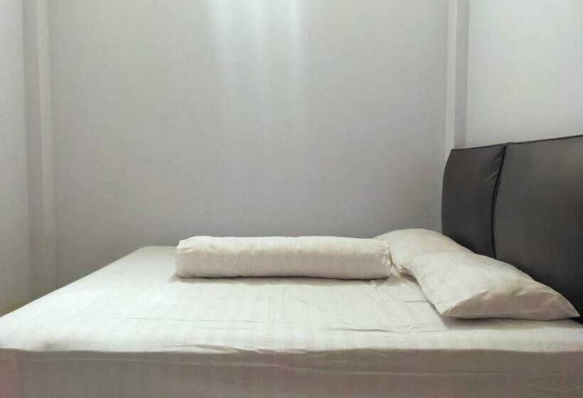 酒店 Inawa Homestay Syariah