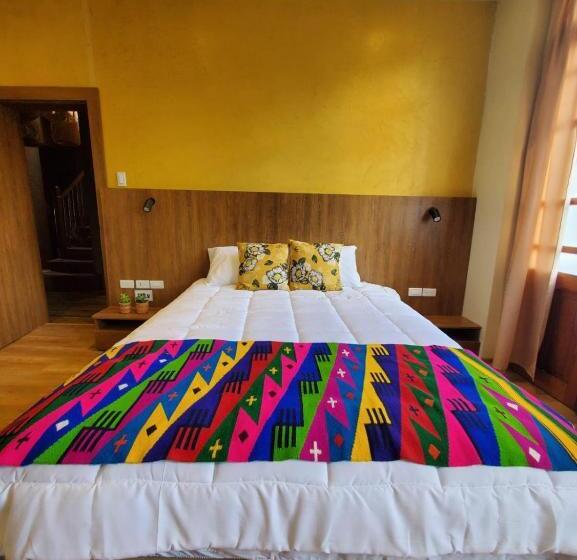 ホテル Inti Quito