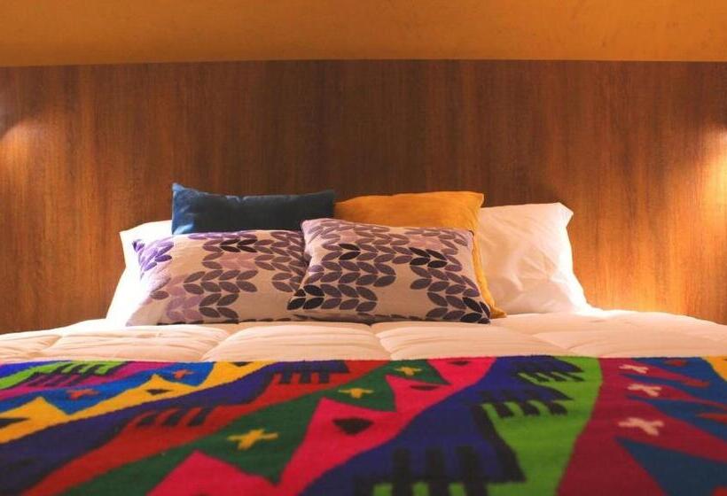 ホテル Inti Quito