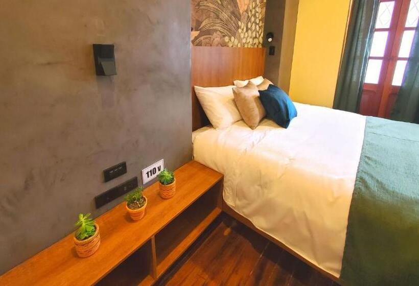 ホテル Inti Quito