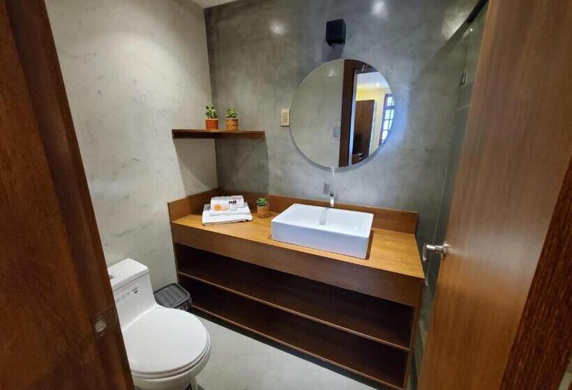 ホテル Inti Quito